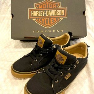 Womens Harley Davidson sneakers size 8